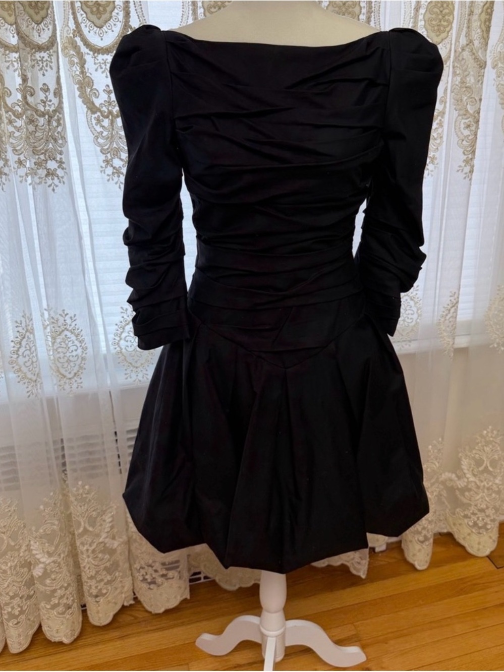KHAITE Black Long-Sleeve Ruched Fit-and-Flare Dress
